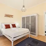 Feel At - Free Private Parking Appartamento *