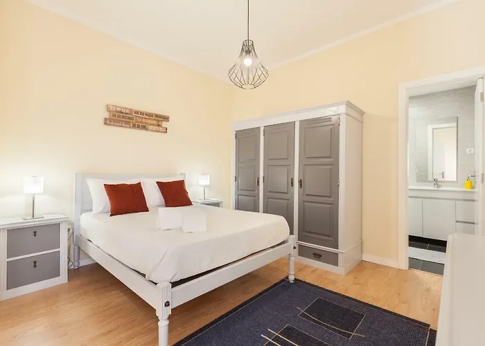 Feel At - Free Private Parking Apartamento *