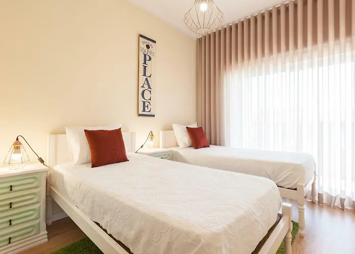 Feel At - Free Private Parking * Braga